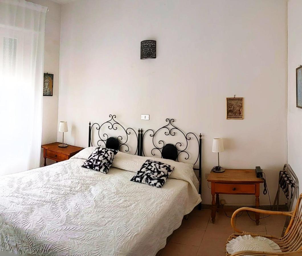 Hotel Villa Furia Bellaria – Igea Marina Kültér fotó