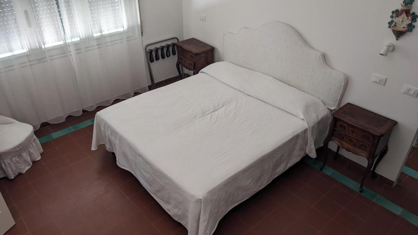 Hotel Villa Furia Bellaria – Igea Marina Kültér fotó