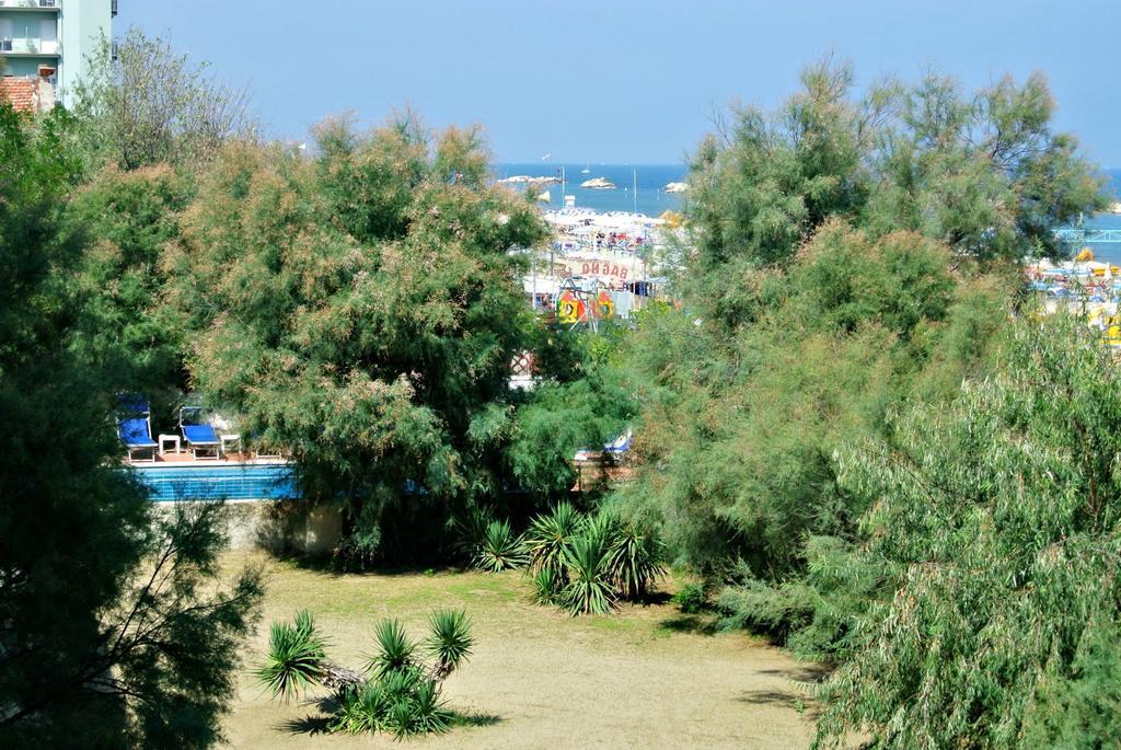 Hotel Villa Furia Bellaria – Igea Marina Kültér fotó